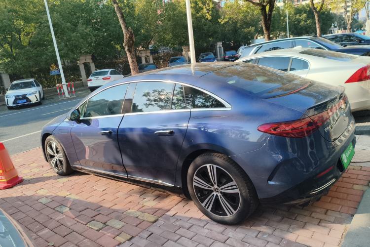 Used Mercedes-Benz EQE 2025 500 4MATIC Luxury Edition
