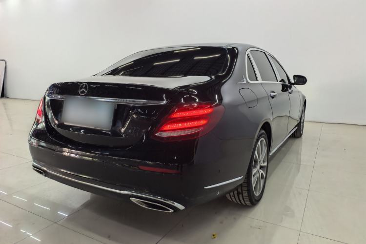 Used Mercedes-Benz E-Class 2016 E 300 L Stylish Model
