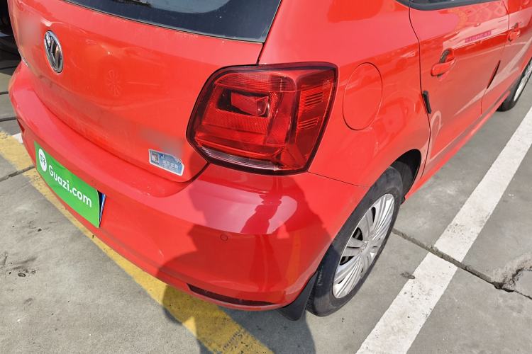 Used Volkswagen Polo 2016 1.6L Automatic Comfort Model
