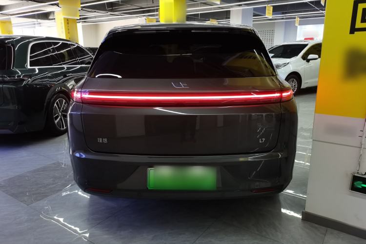 Used Li Auto L7 2023 Pro Model
