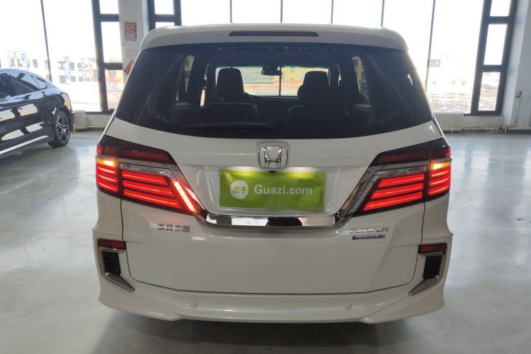 Used Honda Elysion 2019 2.0L Hybrid Luxury Edition
