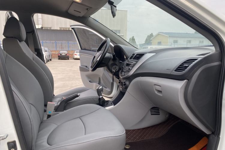 Used Hyundai Verna 2016 1.4L Manual Smart GLS Trim
