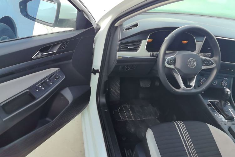 Used Volkswagen Bora 2023 200TSI DSG Comfort Edition
