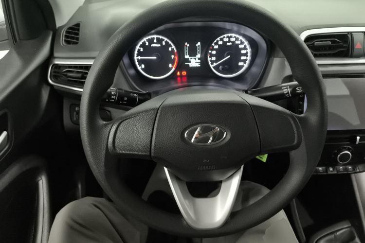 Used Hyundai Verna 2017 1.4L Manual Refreshed Version China V Standard
