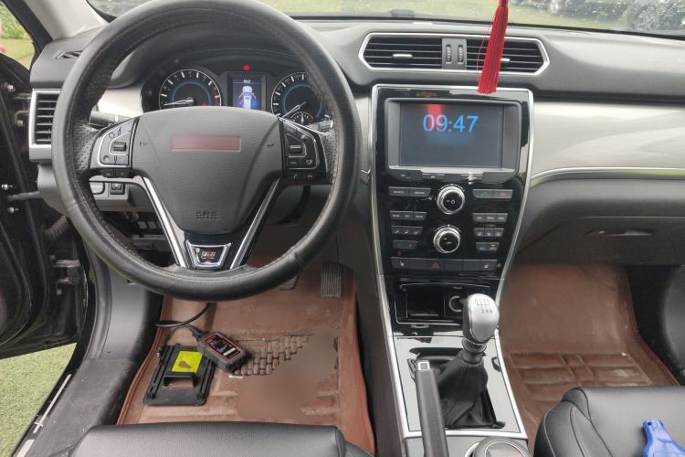 Used Haval H2 2014 1.5T Manual Two-Wheel Drive Elite Edition
