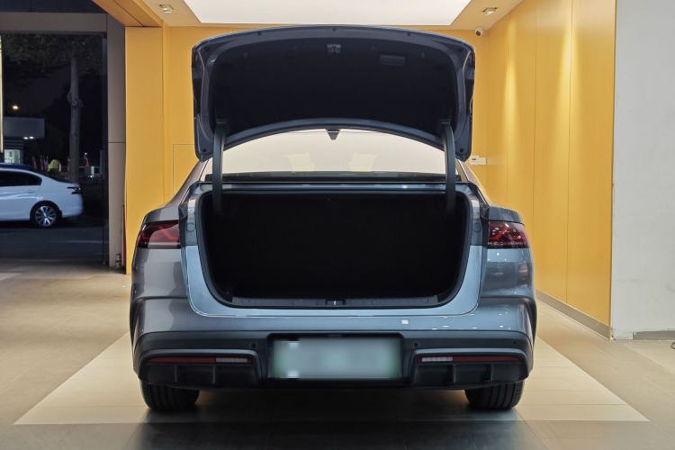 Used BYD Qin L 2025 DM-i Smart Drive 80KM Superior Model
