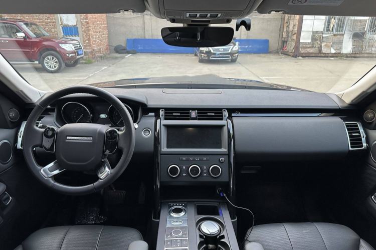 Used Land Rover Discovery 2019 3.0 SC V6 SE
