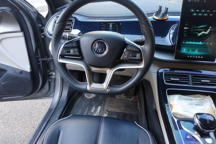 Used BYD Qin PLUS 2021 EV 400KM Luxury Model