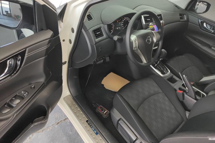 Used Nissan Tiida 2021 1.6L CVT Cool Edition
