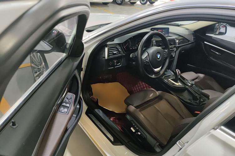 Used BMW 3 Series 2018 320Li Leading Luxury Package
