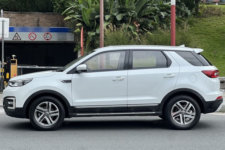 Used Changan CS55 2017 1.5T Automatic Colorful Edition
