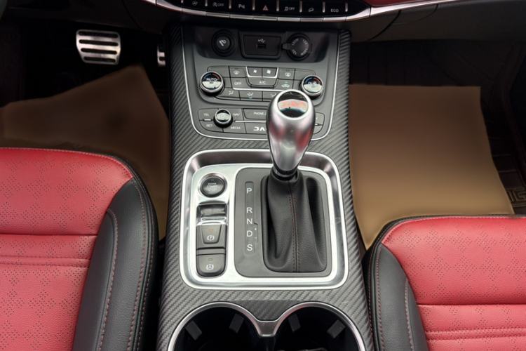 Used  Refine S7 2017 2.0T Automatic Luxury Model
