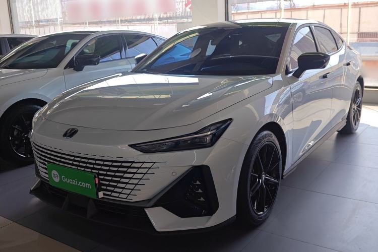 Used Changan UNI-V 2023 1.5T Prestige Model