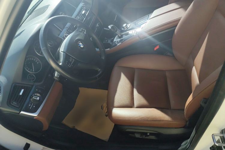 Used BMW 5 Series 2014 520i Elegant Edition
