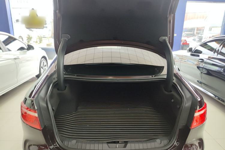 Used Jaguar XFL 2019 XFL 2.0T 200PS Two-Wheel-Drive Luxury Edition
