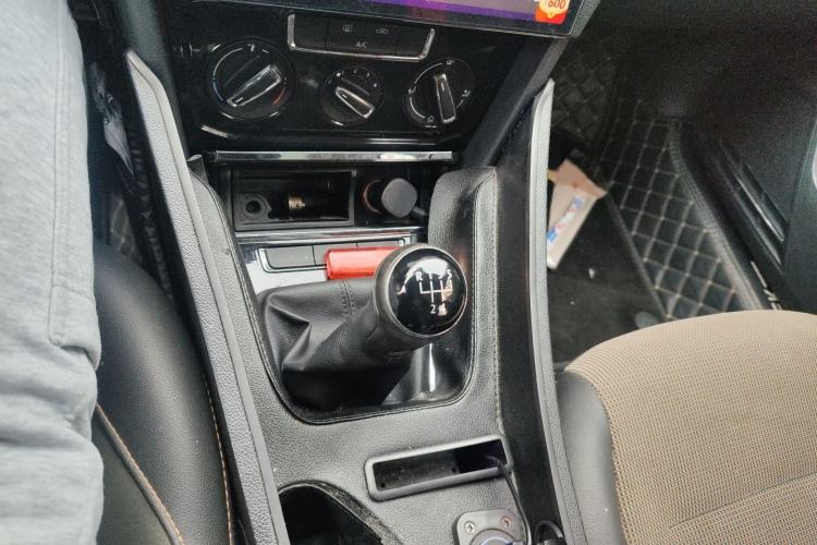 Used Volkswagen C-TREK 2018 1.5L Manual Comfort Model
