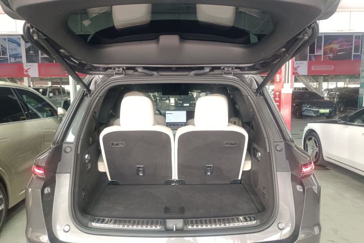 Used Li Auto L9 2024 Ultra Model
