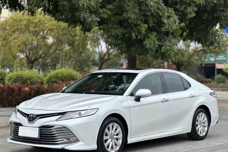 Used Toyota Camry 2019 Revised Version 2.0G Luxury Edition