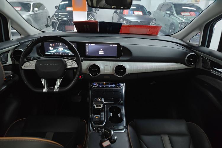 Used FORTHING Yacht 2022 1.5T DCT Chasing-the-Waves Edition
