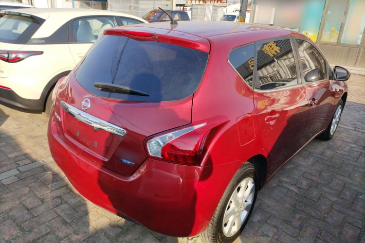 Used Nissan Tiida 2011 1.6L Manual Comfort Version
