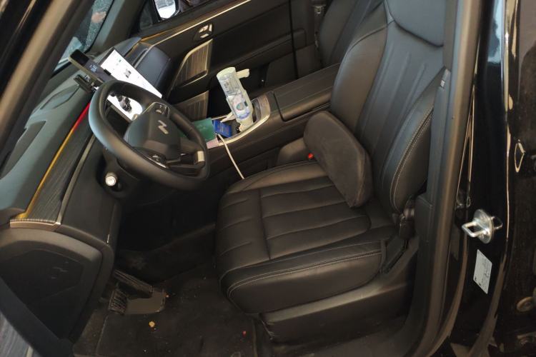 Used ONVO Luxeed L90 2025 Model—Pro Seven-Seater Version