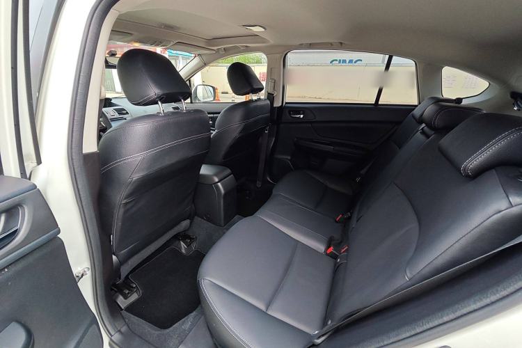 Used Subaru XV 2012 2.0i Elite Edition
