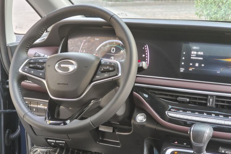 Used GAC Trumpchi M6 2023 PRO 270T DCT Luxury Edition
