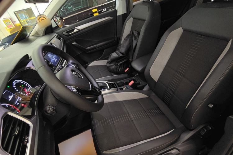 Used Volkswagen T-ROC 2020 280TSI DSG Two-Wheel Drive Advanced Version
