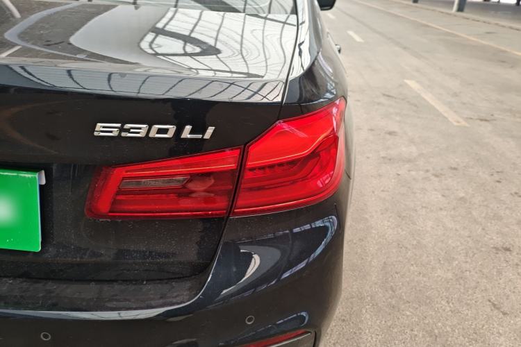 Used BMW 5 Series 2019 530Li Luxury Edition M Sport Package
