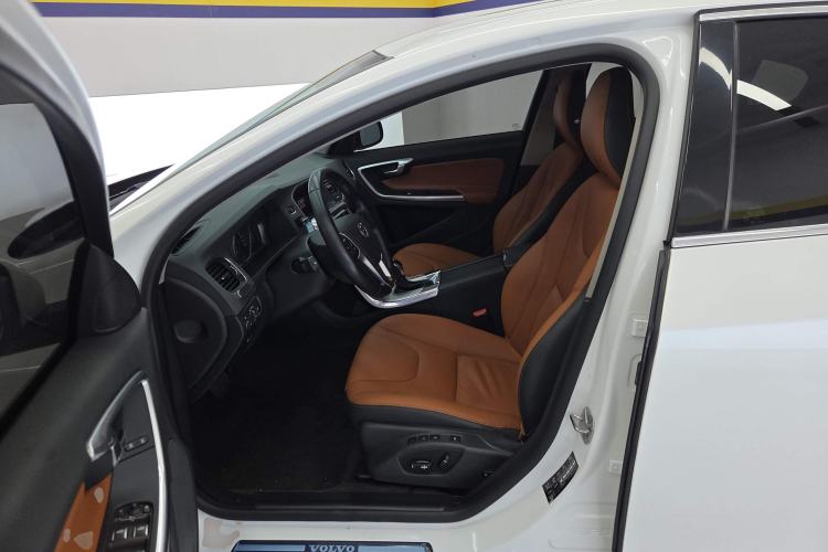 Used Volvo S60 2019 S60L Facelift T5 Intelligent Advanced Edition
