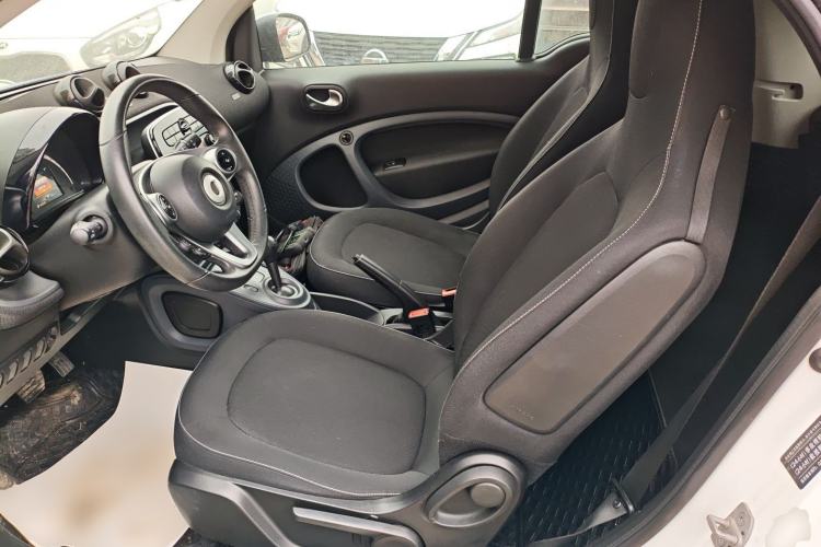 Used  fortwo 2018 1.0L 52kW Hardtop Passion Edition China V Standard
