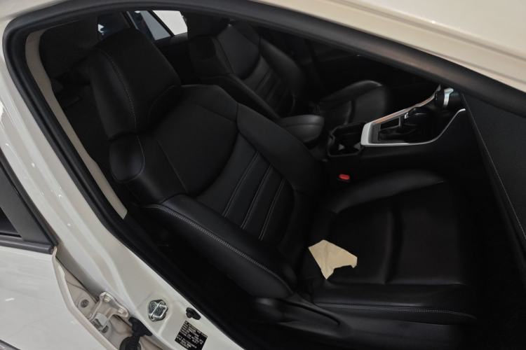 Used Toyota RAV4 2020 2.0L CVT Two-Wheel Drive Fashion PLUS Edition
