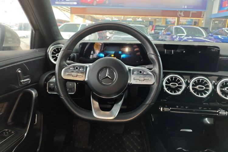 Used Mercedes-Benz A-Class 2021 A 200 L Sport Sedan Fashion Model
