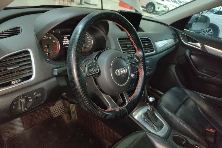 Used Audi Q3 2017 30 TFSI Fashion Model

