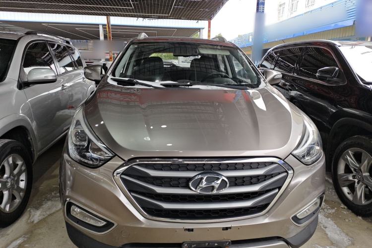Used Hyundai ix35 2015 2.0L Manual Two-Wheel Drive Comfort Version China IV Standard
