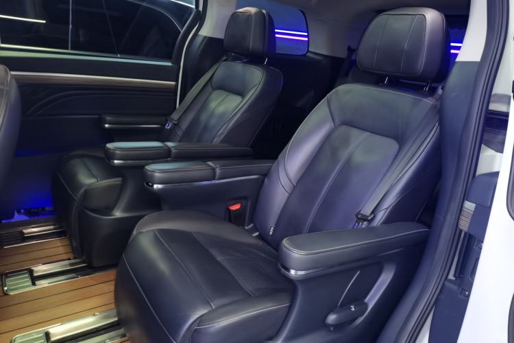 Used GAC Trumpchi M8 2023 Lingxiu Series 390T Prestige Edition
