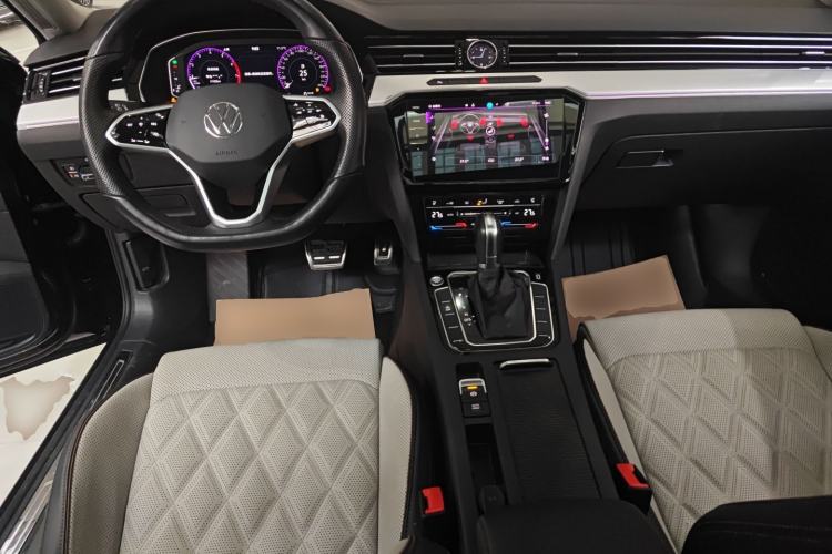 Used Volkswagen Magotan 2023 2 Million Units Commemorative Edition 330TSI DSG Luxury Version