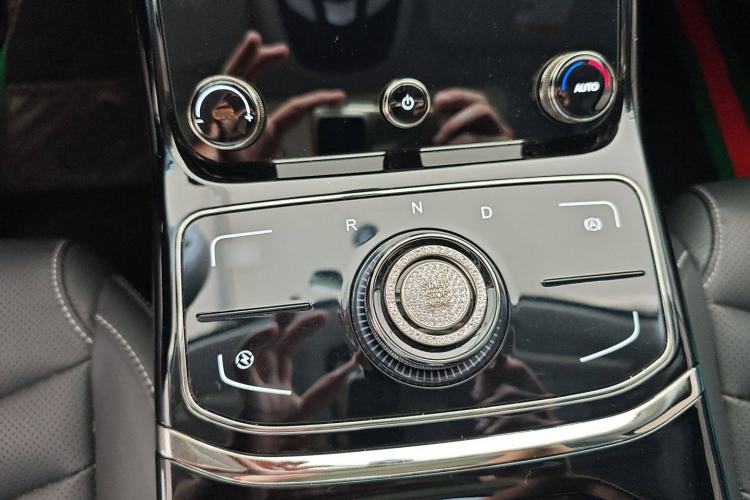 Used NETA U 2022 Zhi400 Pro Ternary Lithium
