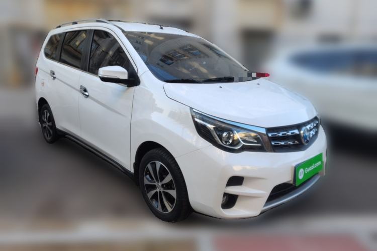 Used Venucia M50V 2017 1.6L XL CVT Luxury Edition
