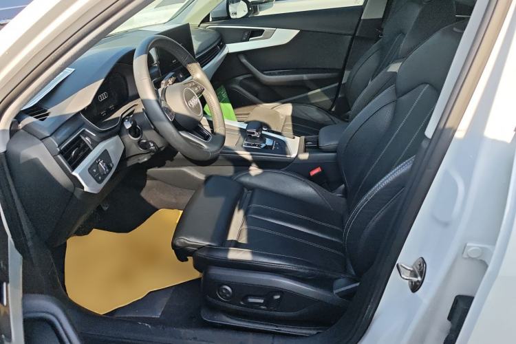 Used Audi A4L 2020 40 TFSI Luxury Dynamic Model
