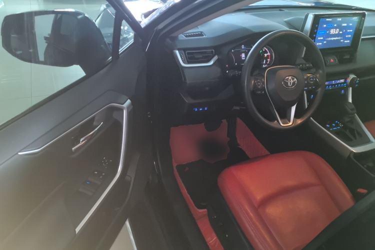 Used Toyota RAV4 2020 2.0L CVT Two-Wheel Drive Fashion Edition
