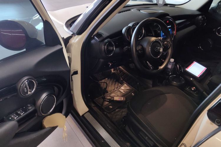 Used  MINI 2019 1.5T ONE PLUS Five-Door Edition
