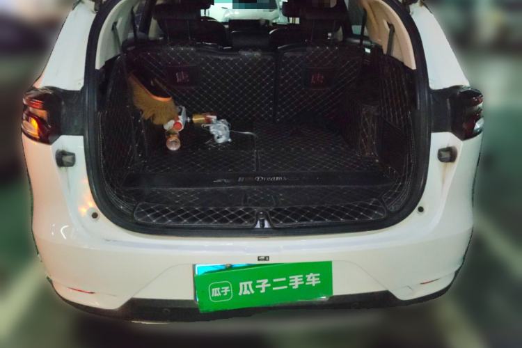 Used BYD Tang 2018 2.0T Automatic SmartConnect Prestige 7-Seater China V Standard