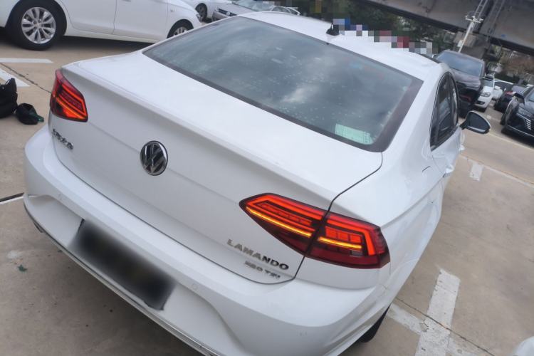 Used Volkswagen Lamando 2021 230TSI DSG Fashion Edition
