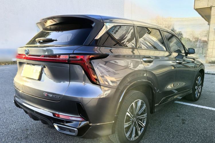 Used Changan CS75 PLUS 2023 3rd Generation 1.5T Automatic Prestige Model
