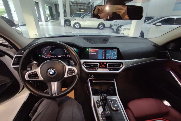 TDK.VehicleDetails.img