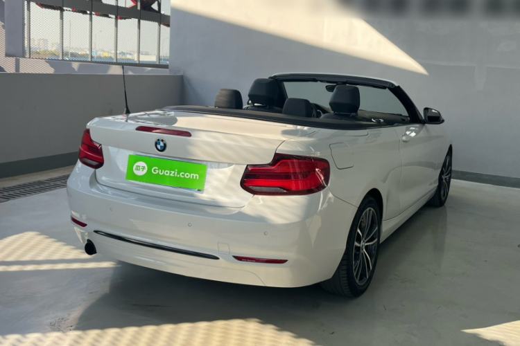 Used BMW 2 Series 2018 220i Convertible Coupe Sports Design Package
