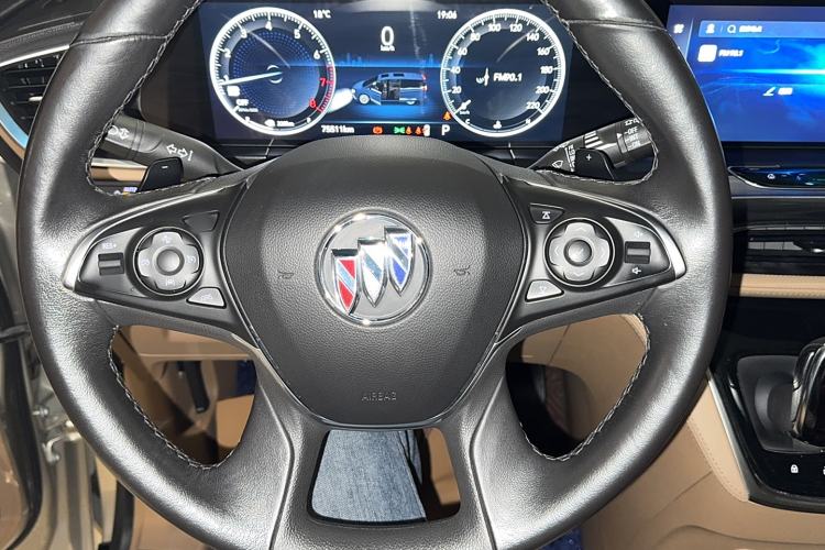 Used Buick GL8 2021 ES Land Cruiser 653T Luxury Edition
