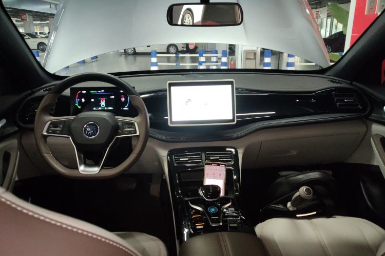 Used BYD Qin PLUS 2024 HONOR Edition DM-i 55KM Leading Model
