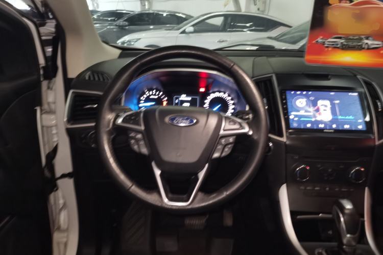 Used Ford Edge 2018 EcoBoost 245 Two-Wheel-Drive Platinum Edition 5 Seats